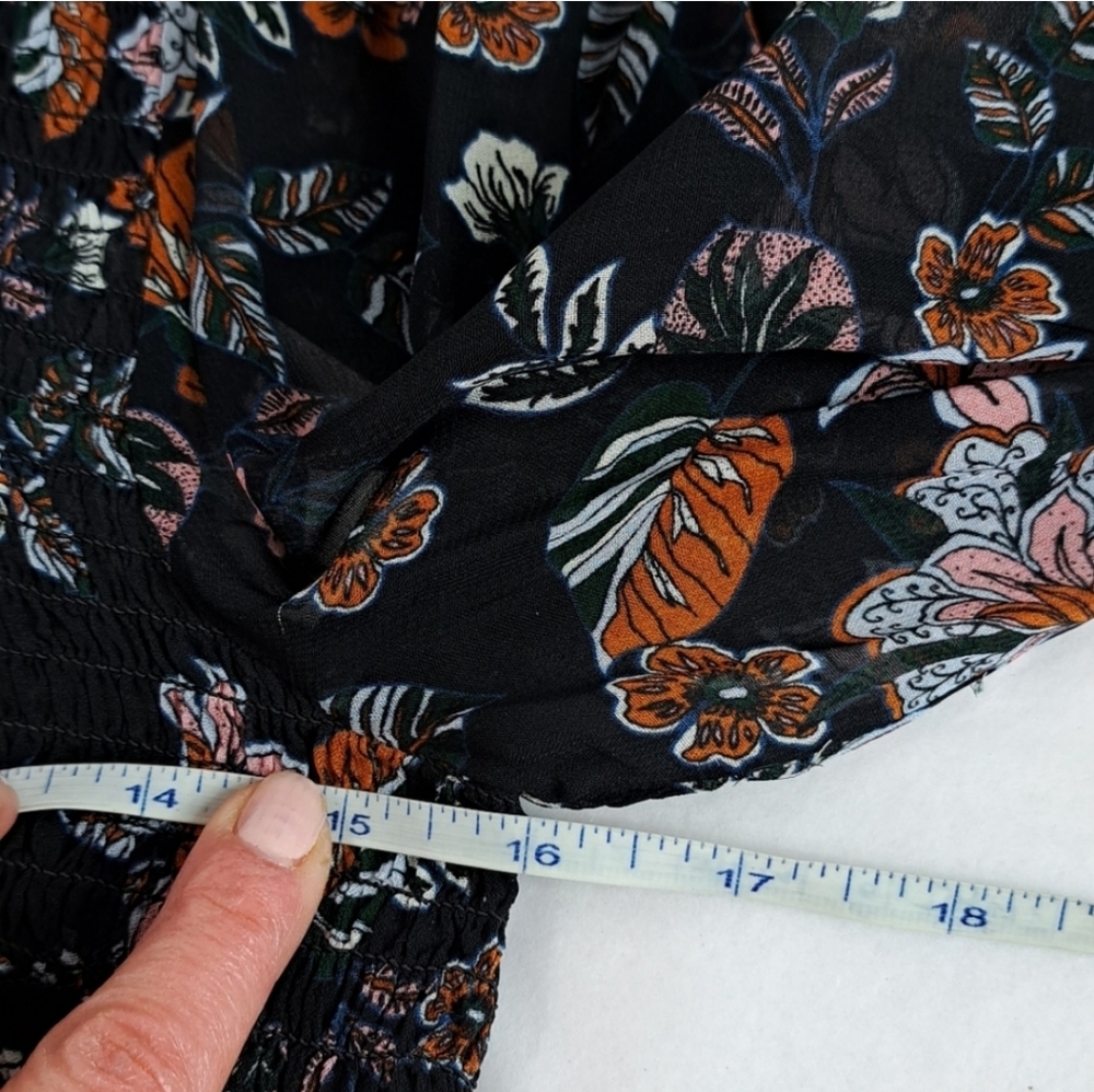 Veronica Beard Faire Floral Smocked Top Size 4 - Picture 15 of 16